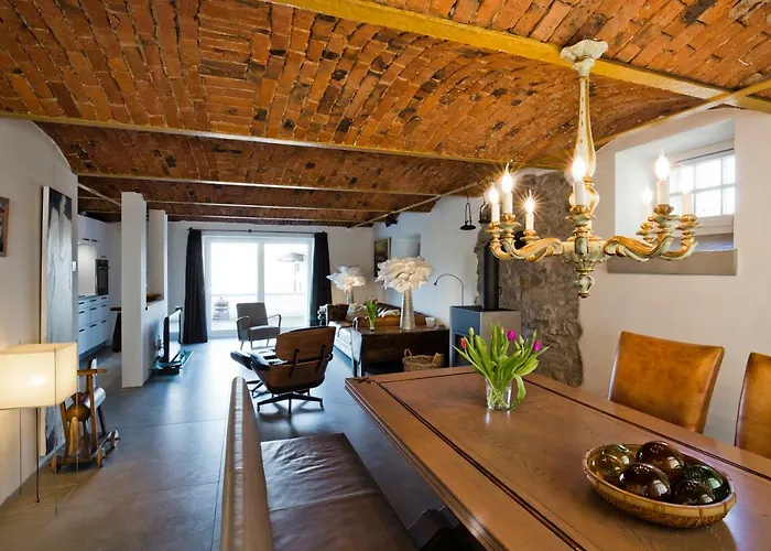 Hossies Hof - Luxus Alter Stall Appartement Bertsdorf